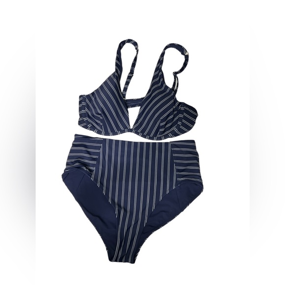 Athleta Piha navy white French stripe underwire bikini top sz 38 B/C bottom sz M - Picture 7 of 16